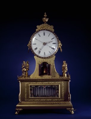 图片[1]-Copper plated gold self opening magic clock-China Archive